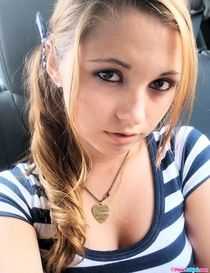 Blonde Chubby Spread Milf