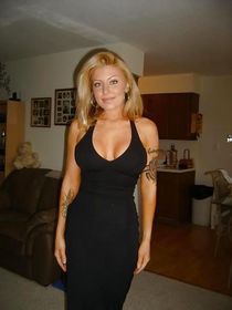 Hot Nubile with long legs